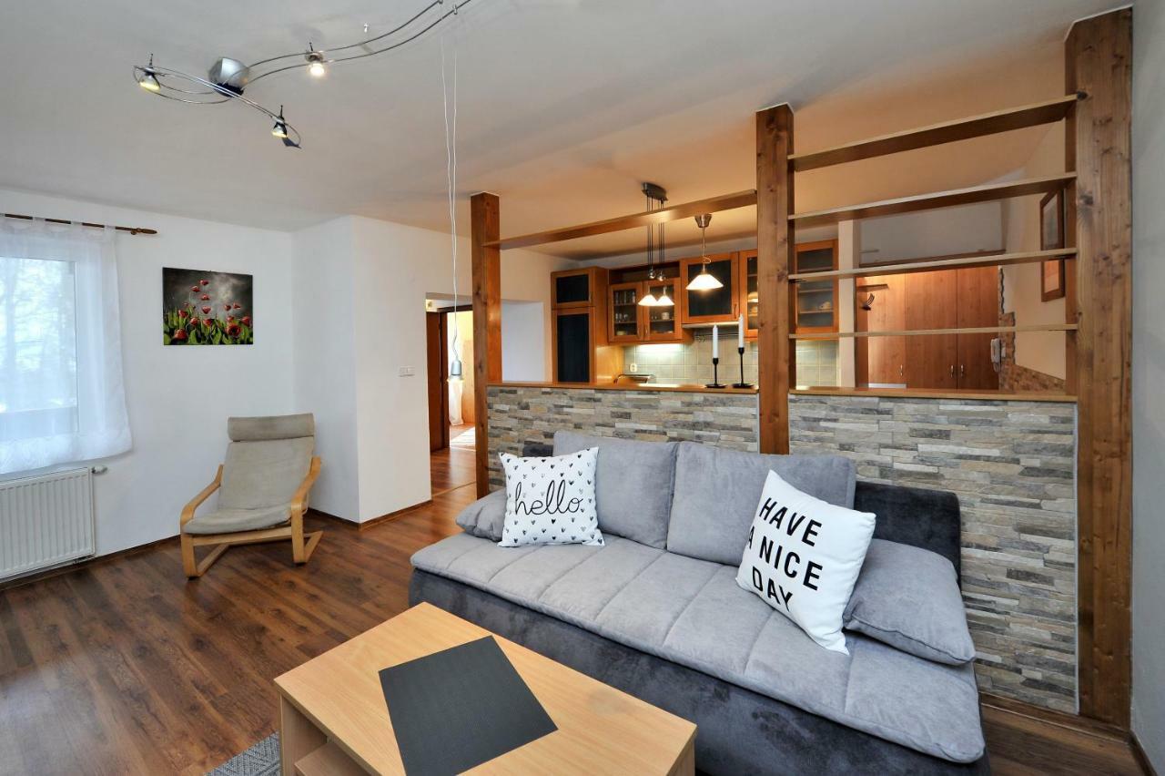 Apartman Zara Veľký Slavkov Extérieur photo
