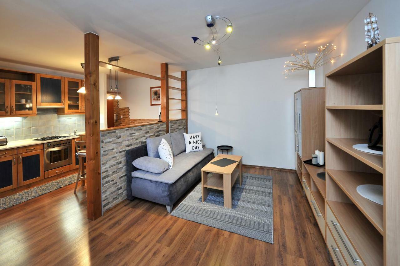 Apartman Zara Veľký Slavkov Extérieur photo