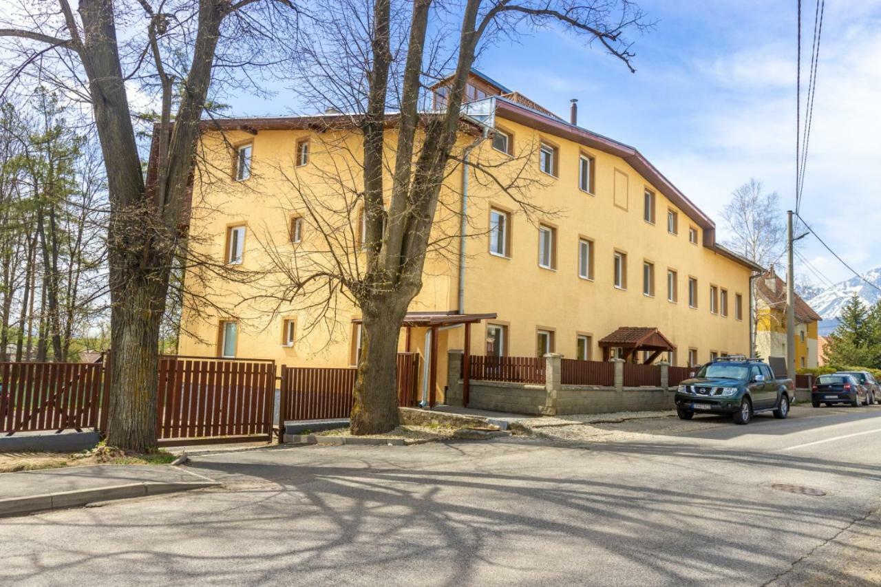 Apartman Zara Veľký Slavkov Extérieur photo