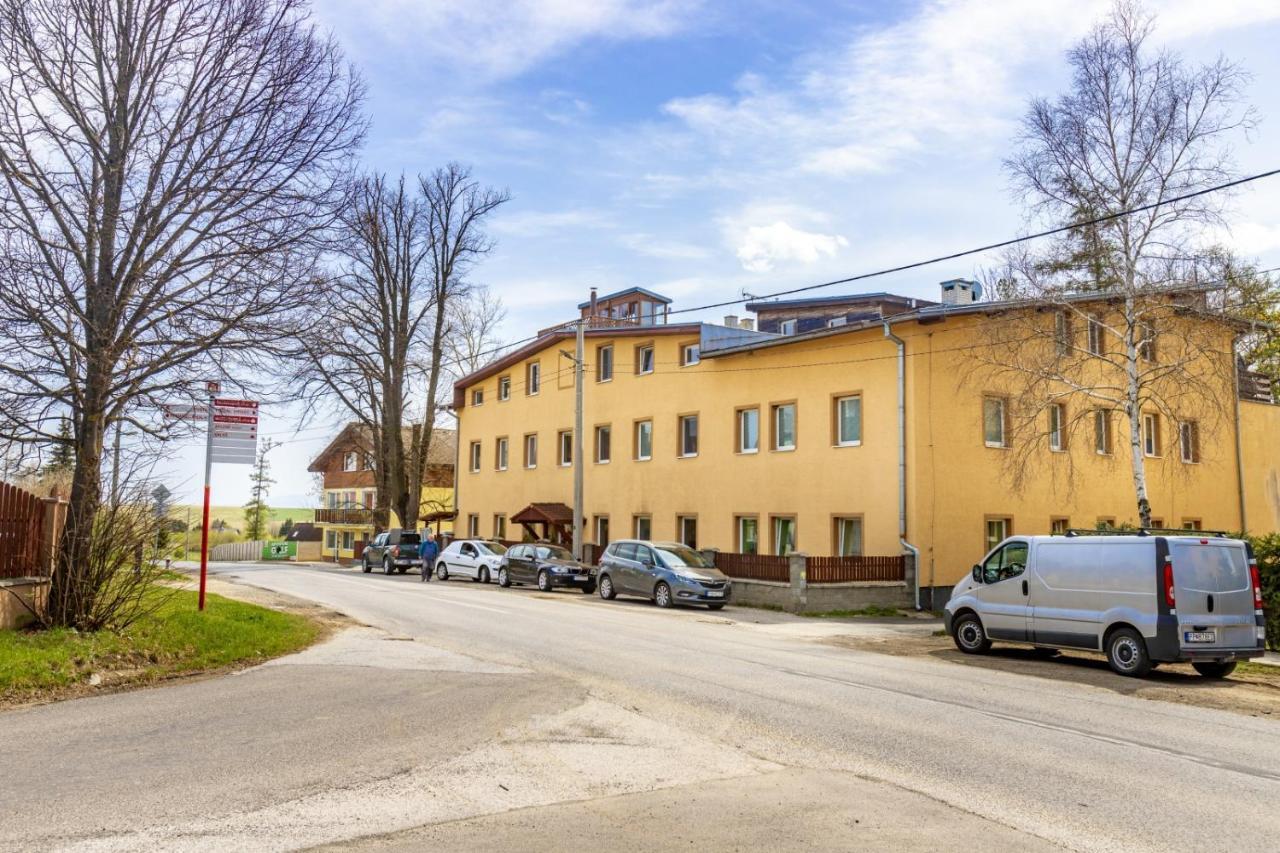 Apartman Zara Veľký Slavkov Extérieur photo